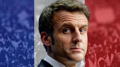 Κόλαφος για Macron η νίκη Starmer στην «διαλυμμένη» Βρετανία, πράγγελος της... ακραίας επιλογής των Γάλλων