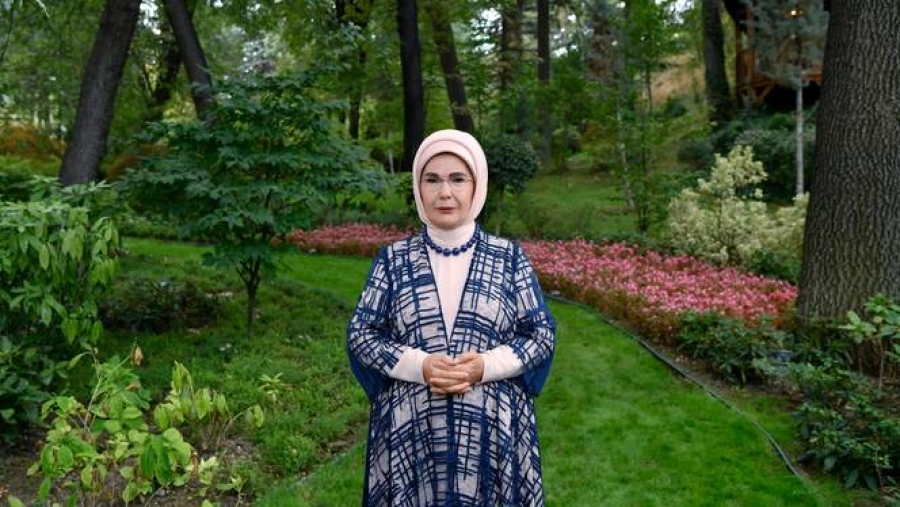 Παρέμβαση της Emine Erdogan (Τουρκία): Να προστατεύσουμε τα παιδιά στις εμπόλεμες ζώνες – Κάθε δέκα λεπτά πεθαίνει ένα μωρό στη Γάζα