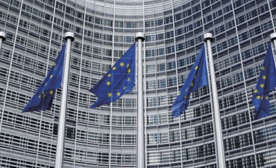 Η ΕΕ παρέτεινε για άλλους έξι μήνες τις κυρώσεις κατά της Ρωσίας για την εμπλοκή της στη σύγκρουση στην Ουκρανία