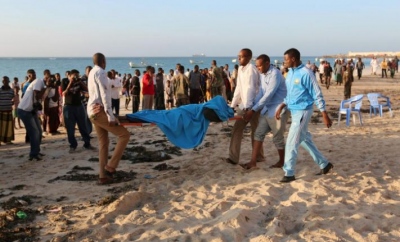 Τρομοκρατική επίθεση σε δημοφική παραλία στη Σομαλία με 14 νεκρούς και δεκάδες τραυματίες