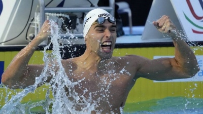 «Ασημένιος τιτάνας» Χρήστου: Έφερε το δεύτερο ελληνικό μετάλλιο στα 200μ. ύπτιο και πρώτο στην κολύμβηση! (video)
