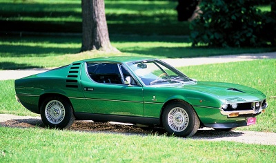 Πενηντάρισε η πάντα κομψή και φινετσάτη Alfa Romeo Montreal