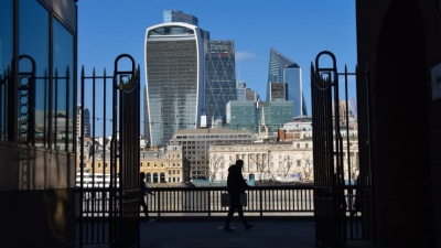 Goldman Sachs: Ταχύτερη η ανάκαμψη της βρετανικής οικονομίας από τις ΗΠΑ