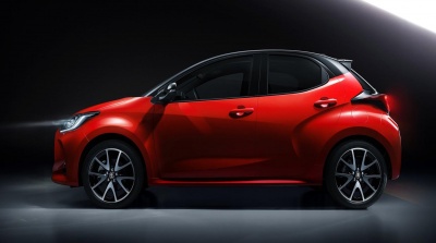 Το επόμενο Toyota Aygo δεν θα είναι ηλεκτρικό και θα έχει crossover στιλ