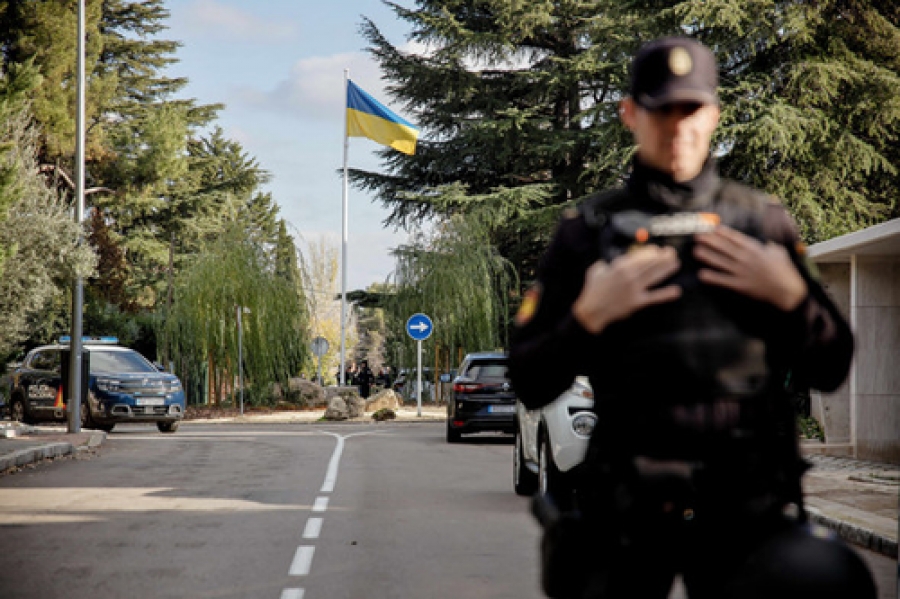Απειλητικές επιστολές με… μάτια ζώων σε 17 ουκρανικές πρεσβείες – Κίεβο: Εκστρατεία τρόμου