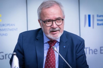 Απόλυτη σήψη στην Ευρώπη των σκανδάλων και της διαφθοράς – Έρευνα και σε βάρος του πρώην προέδρου της ETEπ, Werner Hoyer