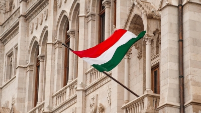 Ουγγαρία: Η κεντρική τράπεζα αύξησε τα επιτόκια κατά 2%, στο 9,75%