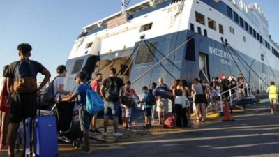 Αυξημένη η κίνηση των επιβατών στους ελληνικούς λιμένες κατά το β' τρίμηνο