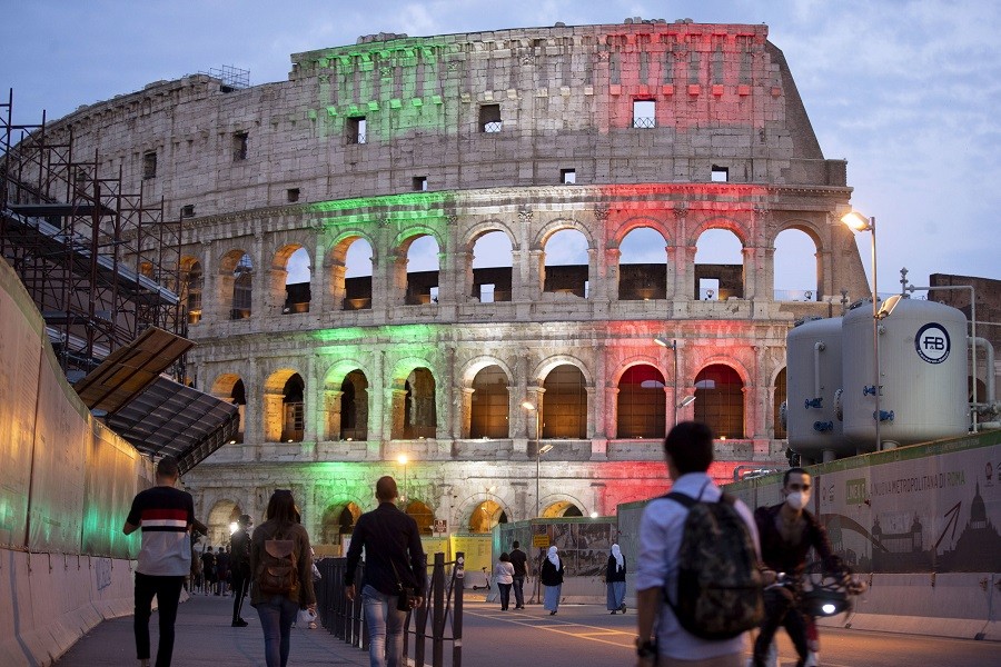 Ιταλία: Υψηλός παραμένει αριθμός των κρουσμάτων του 24ώρου, 2.499 τα νέα