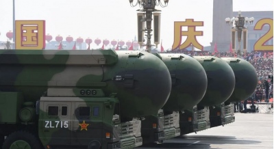 Ραγδαίες εξελίξεις - Η Κίνα αναστέλλει τις συνομιλίες με τις ΗΠΑ για τον έλεγχο των πυρηνικών όπλων, λόγω Ταϊβάν