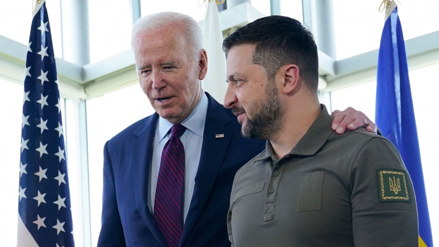 O Biden πέρασε την κόκκινη γραμμή των ΗΠΑ - Πιο κοντά η άμεση (πυρηνική;) σύγκρουση με τη Ρωσία