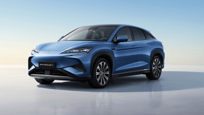 Το BYD Sealion 7 πετάει το γάντι στο Tesla Model Y