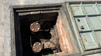 Εντοπίστηκαν κρυφές υπόγειες δεξαμενές με λαθραία καύσιμα σε βενζινάδικο της Αττικής