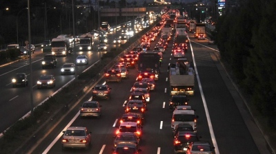 Χάος στην επιστροφή των εκδρομέων της 28ης Οκτωβρίου - Ουρές 10 χιλιομέτρων στη Λαμία