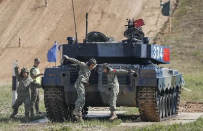 Σάλος με τους Κινέζους στρατιώτες στην Ουκρανία – Πολεμούν στο πλευρό των Ρώσων ή είναι εικόνα από το κοντινό μέλλον