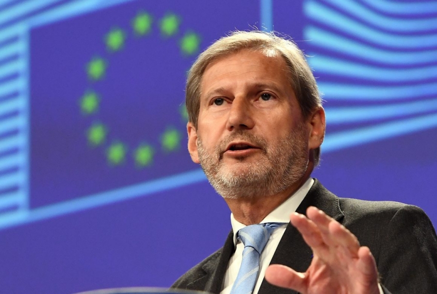 Hahn (Επίτροπος ΕΕ): Πλαίσιο για τους βασικούς διαπραγματευτές στις εκδόσεις κοινού χρέους για το Ταμείο Ανάκαμψης