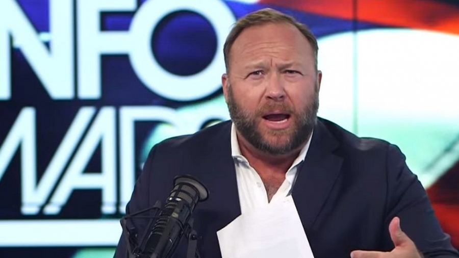 Πτώχευση κήρυξε ο ιδρυτής του Infowars, Alex Jones