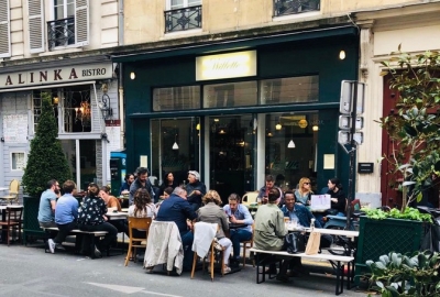 Γαλλία: Εκτός των ενισχύσεων τίθενται τα εστιατόρια που ανοίγουν παράνομα