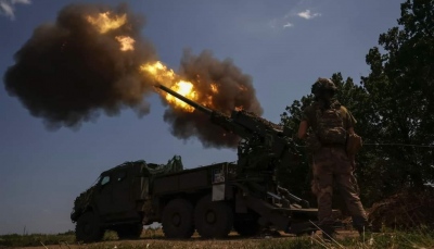 Τσεχία: 5 εταιρείες θα εξοπλίσουν την Ουκρανία με ακόμα περισσότερα όπλα και βλήματα Πυροβολικού