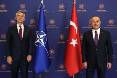 To NATO στηρίζει εμφανώς την Τουρκία - Cavusoglu: Η Ελλάδα έστειλε πολεμικά σκάφη στην υφαλοκρηπίδα μας