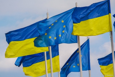 FT: Ουσιαστικές διαπραγματεύσεις για την ένταξη της Ουκρανίας στην ΕΕ... από το 2025