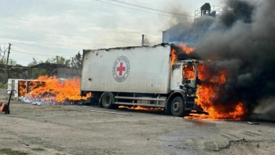 Οι Ουκρανοί και όχι οι Ρώσοι βομβάρδισαν τελικά την αποστολή του Ερυθρού Σταυρού στο Donetsk