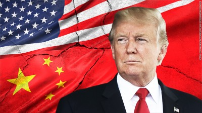Γιατί ο Trump κλιμακώνει τον «πόλεμο» απέναντι στην Κίνα 90 ημέρες πριν από τις εκλογές
