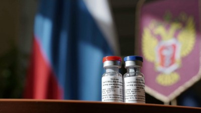 Lancet: Το ρωσικό εμβόλιο παράγει αντισώματα - Δεν προκαλεί σοβαρές παρενέργειες