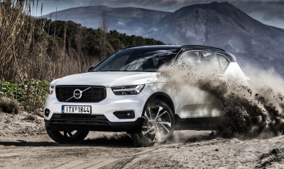 Δοκιμάζουμε τα ολοκαίνουργια Volvo XC40 D4 AWD & T5 AWD