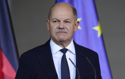 Olaf Scholz κατά Merz για το Ουκρανικό: Παίζει ρώσικη ρουλέτα με την ασφάλεια της Γερμανία για τους πυραύλους Taurus