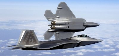 Οι ΗΠΑ στέλνουν μαχητικά αεροσκάφη τύπου F-22 στη Νότια Κορέα