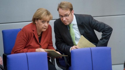 Γερμανικές πιέσεις στη Merkel να εξασφαλίσει στον Weidmann την προεδρία της ΕΚΤ