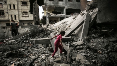 Νοσηρό χτύπημα Ισραήλ στη Γάζα: Βομβαρδίστηκε σχολείο στον καταυλισμό της Νουσεϊράτ – Παιδιά μεταξύ των νεκρών