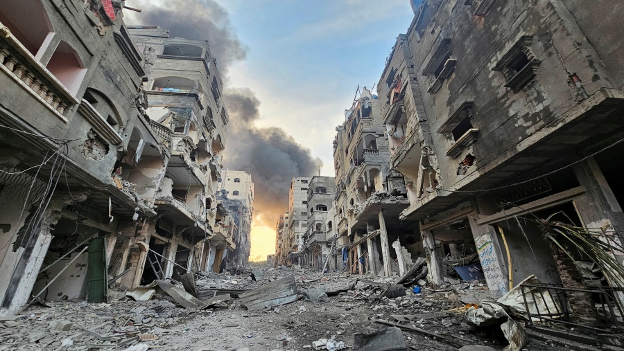 Μόνο ένας, μπορεί να ρίξει την κυβέρνηση Netanyahu - Ολονύχτιοι βομβαρδισμοί στη Γάζα, στον «αέρα» η κατάπαυση πυρός