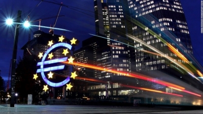 EKT: Σε ανοδική πορεία ο πληθωρισμός στην Ευρωζώνη - Κόντρα με τα «γεράκια» για το πρόγραμμα ομολόγων