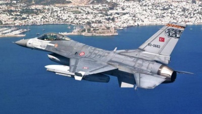 Νέες υπερπτήσεις τουρκικών αεροσκαφών σε Παναγιά και Οινούσες