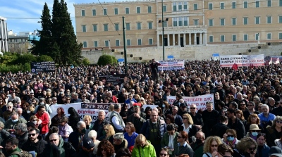 Μπαράζ επαφών ΣΥΡΙΖΑ με ΠΑΣΟΚ – Νέα Αριστερά και Πλεύση Ελευθερίας για τα Τέμπη