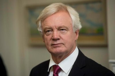 Davis (Βρετανία): Πιθανή η συμφωνία με την ΕΕ για το Brexit, αλλά εμείς προετοιμαζόμαστε για τα χειρότερα