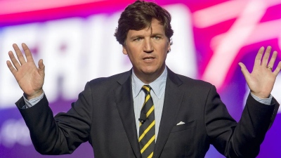 Tucker Carlson: Τα χρήματα των Αμερικανών καταλήγουν σε καρτέλ ναρκωτικών και διεφθαρμένους Ουκρανούς γραφειοκράτες