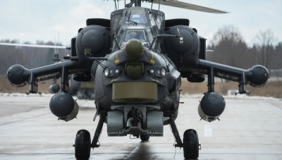 Mi-28NM εξαπέλυσε αεροπορική επίθεση εναντίον τεθωρακισμένων μονάδων των Ουκρανικών Ενόπλων Δυνάμεων στο Kursk