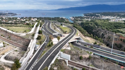 Σε κυκλοφορία η γέφυρα της Παλαιάς Εθνικής Οδού Αθηνών - Κορίνθου στον κόμβο Λουτρακίου