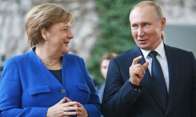 Zeit: Η Merkel είπε ότι ο Putin ήθελε να του φέρονται με σεβασμό