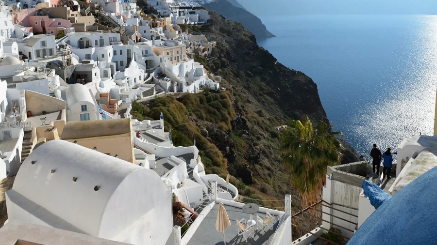 Η TUI ακυρώνει ταξίδια προς εννέα περιοχές της Ελλάδας