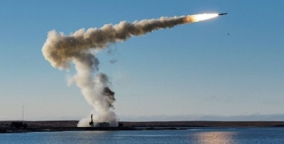 Η Ρωσία «ζεσταίνει» τον τρομερό εκτοξευτή πυραύλων Bastion –   Ρίχνει με ορμή υπερηχητικούς Oniks με 2,5 Mach  -Δεν καταρρίπτονται