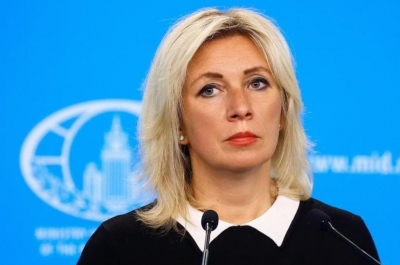 Zakharova για Zelensky: Νεοναζισμός, τρομοκρατία και ντελίριο ναρκωτικών