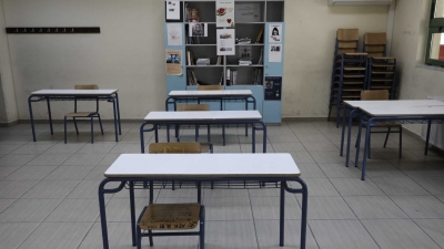 Κορωνοϊός: Πρώτη αναστολή καθηκόντων σε εκπαιδευτικό «για λόγους προστασίας δημόσιας υγείας»