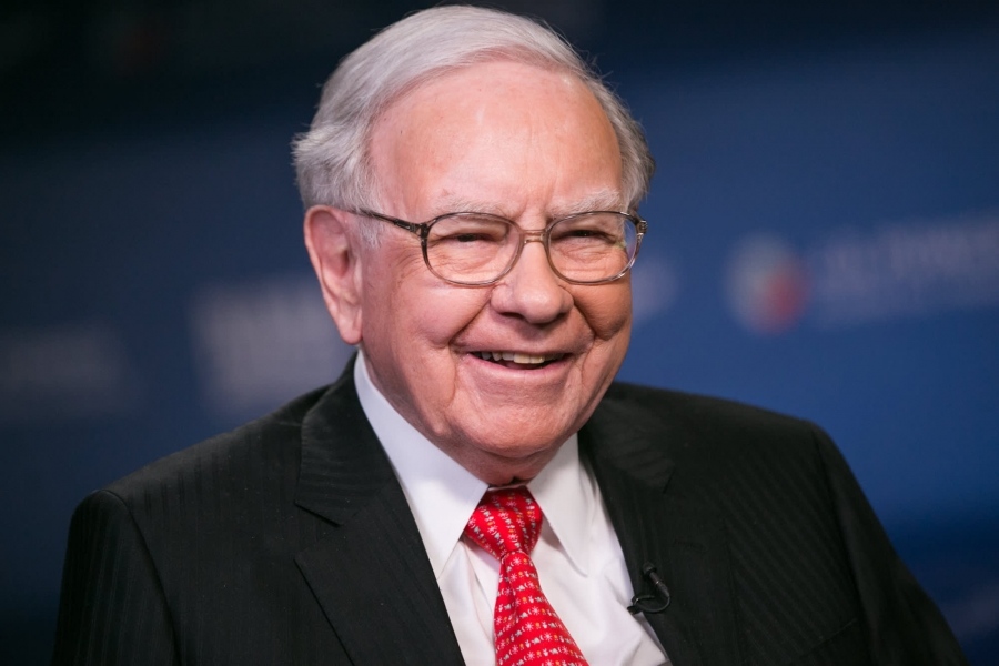 Το αφεντικό... τρελάθηκε - Δωρεά ρεκόρ 5,3 δισ. δολαρίων σε μετοχές από τον Warren Buffett