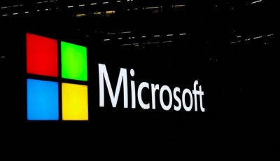 Παγκόσμιο χάος, κατέρρευσαν τα συστήματα της Microsoft - Η «μπλε οθόνη του θανάτου» έριξε αγορές, τράπεζες, αεροπορικές