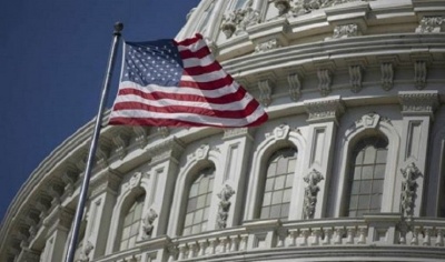 ΗΠΑ: Εγκρίθηκε από τη Βουλή των Αντιπροσώπων η στήριξη της οικονομίας με 3 τρισ. δολάρια λόγω κορωνοϊού