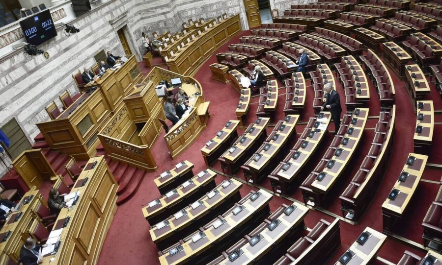 Στη Βουλή κατατέθηκε η σύμβαση συγχώνευσης της Παγκρήτιας Τράπεζας με την Τράπεζα Αττικής